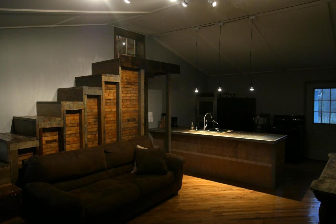 Lost River Hostel 프렌치릭 외부 사진